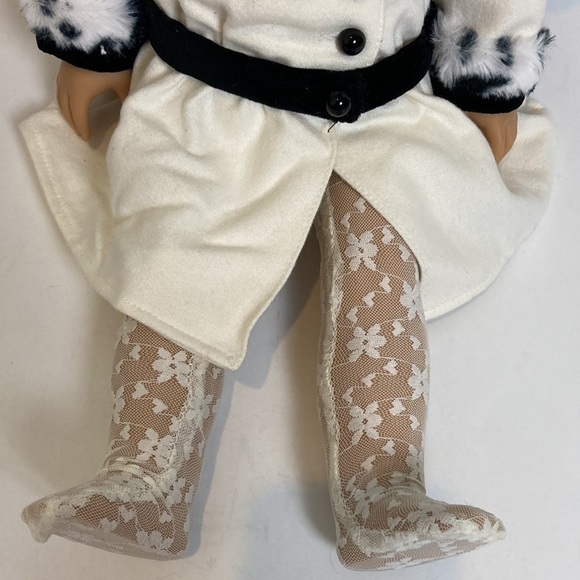 American Girl Beforever Samantha Doll In Fancy Coat Set Toy Kids Collectible - Picture 6 of 16